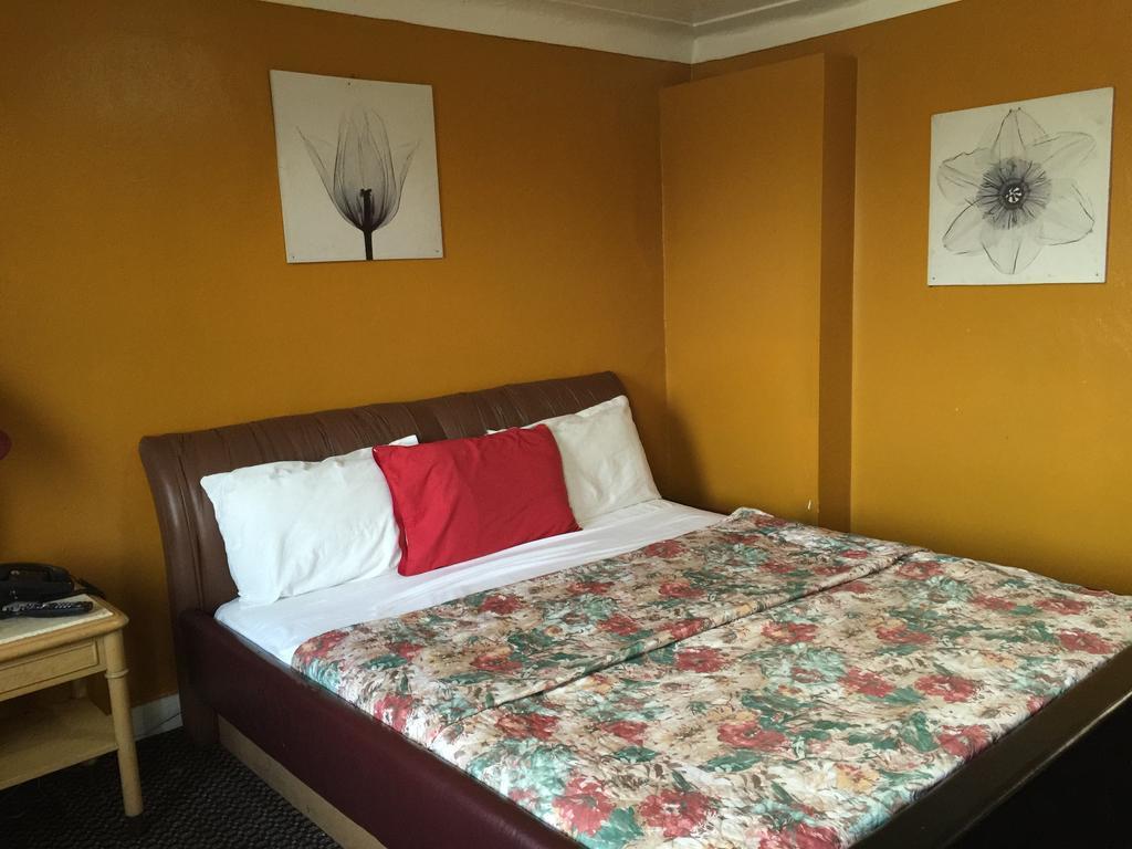 Mayflower Motel Kitchener Chambre photo